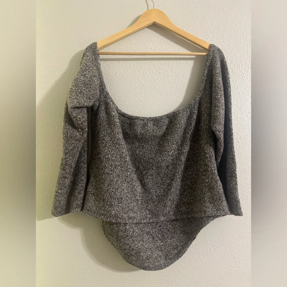 🐣NWT PrettyLittleThing Charcoal Off-Shoulder Sweater - Picture 11 of 12